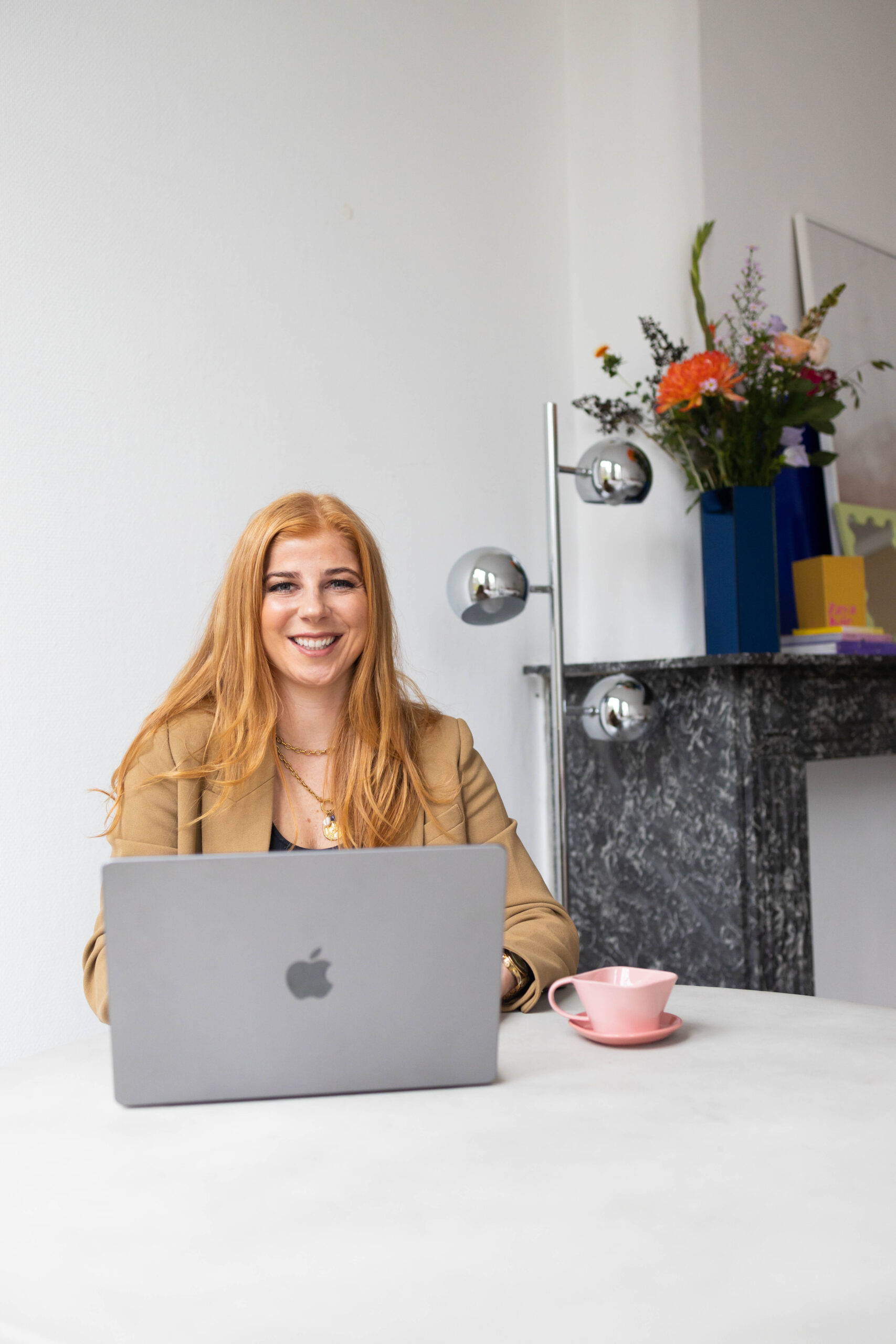 Stéfanie Bril at her desk.